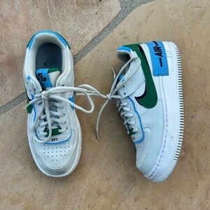 Nike Air Force 1 Low Shadow
Malachite (Women's) 7 ES